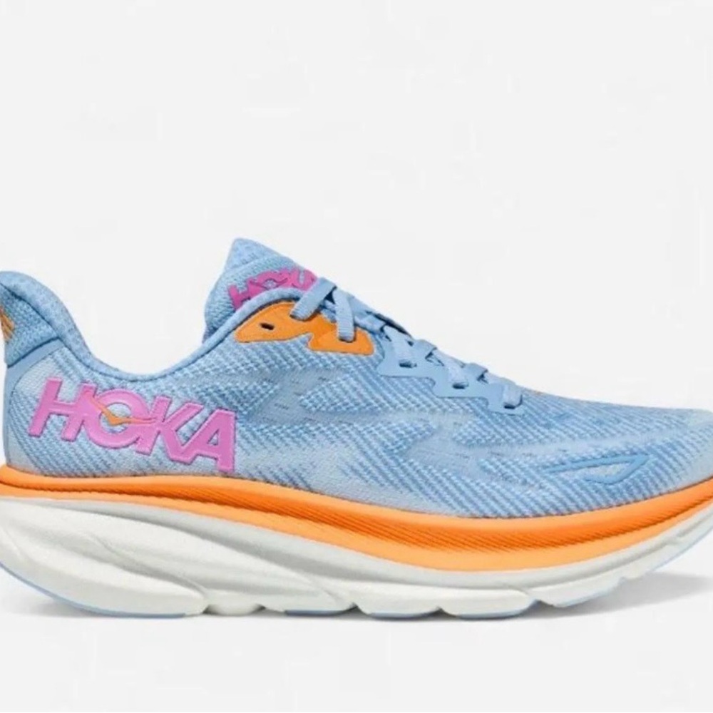 Hoka Clifton 9
